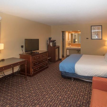 Colonnade Inn Lyndonville Esterno foto